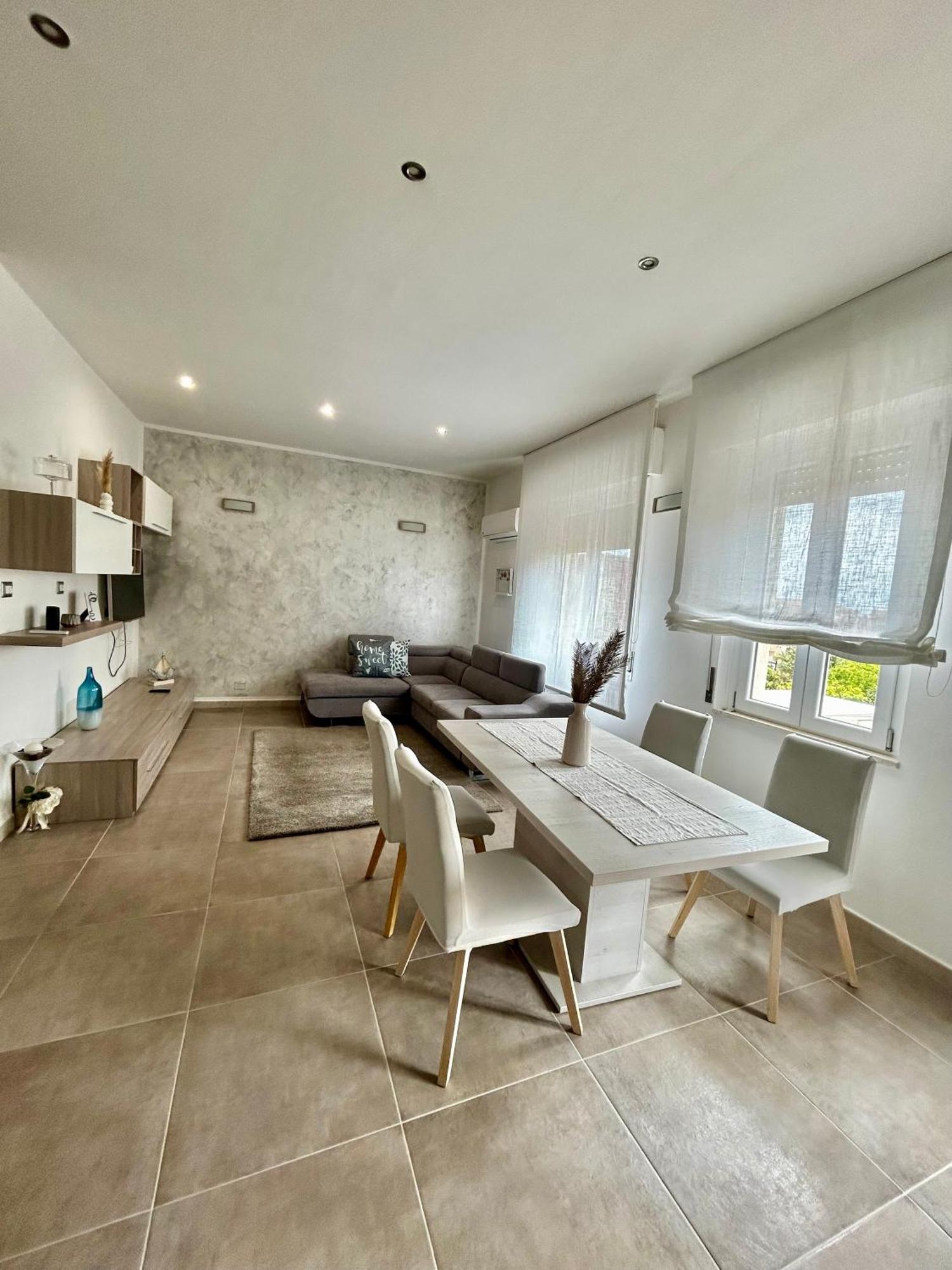 L'Approdo A Porto Torres Apartment ภายนอก รูปภาพ